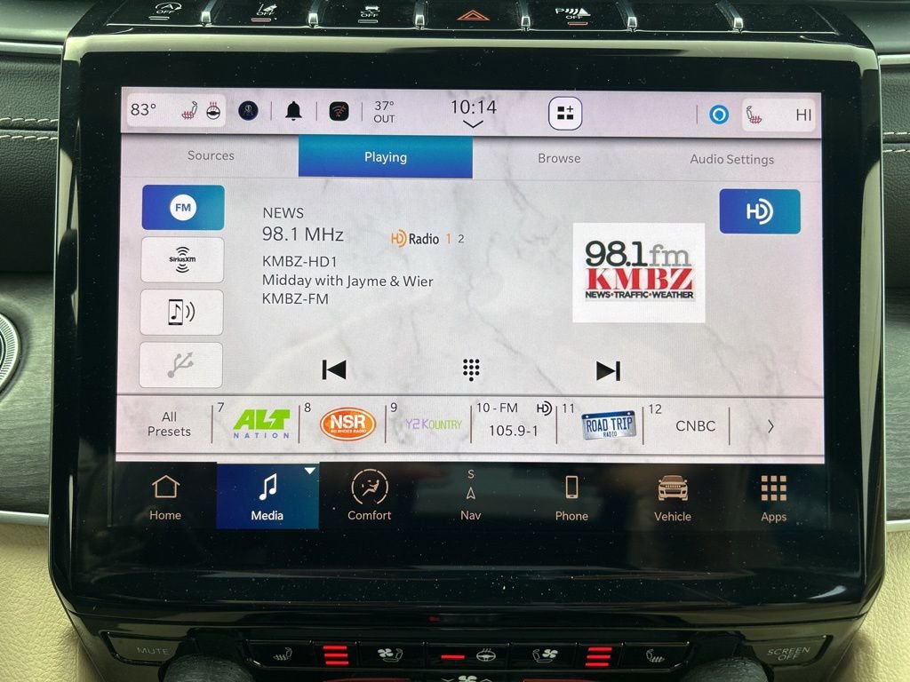 Used 2023 Jeep Grand Cherokee Limited w/ Luxury Tech Group II image 29