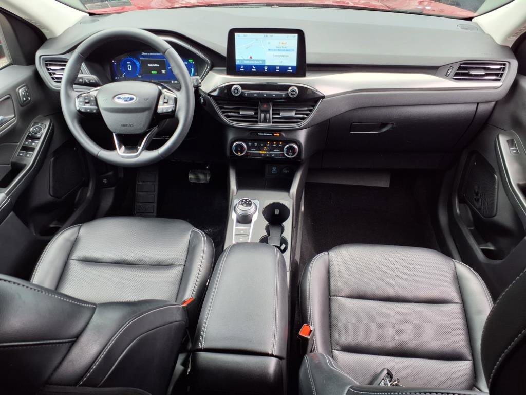 Certified 2022 Ford Escape Titanium image 12