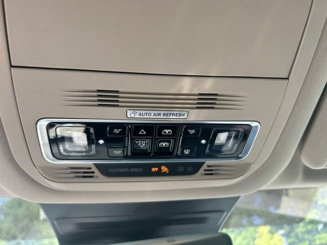New 2025 Lincoln Nautilus Premier w/ Equipment Group 102A AWD/4WD image 12
