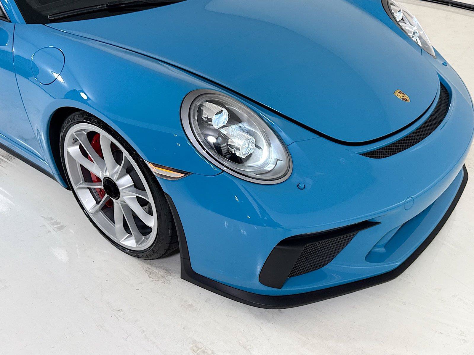 Used 2018 Porsche 911 GT3 w/ Sport Chrono Package RWD image 31