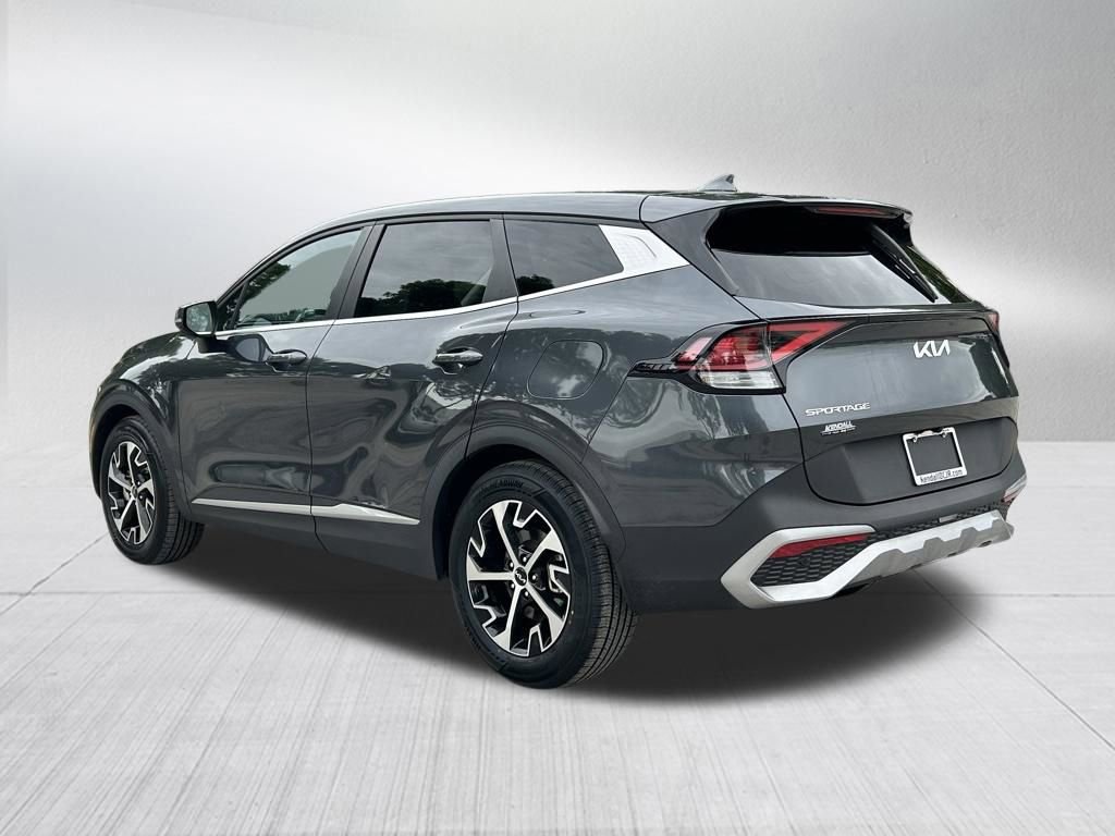 Used 2023 Kia Sportage EX FWD image 7