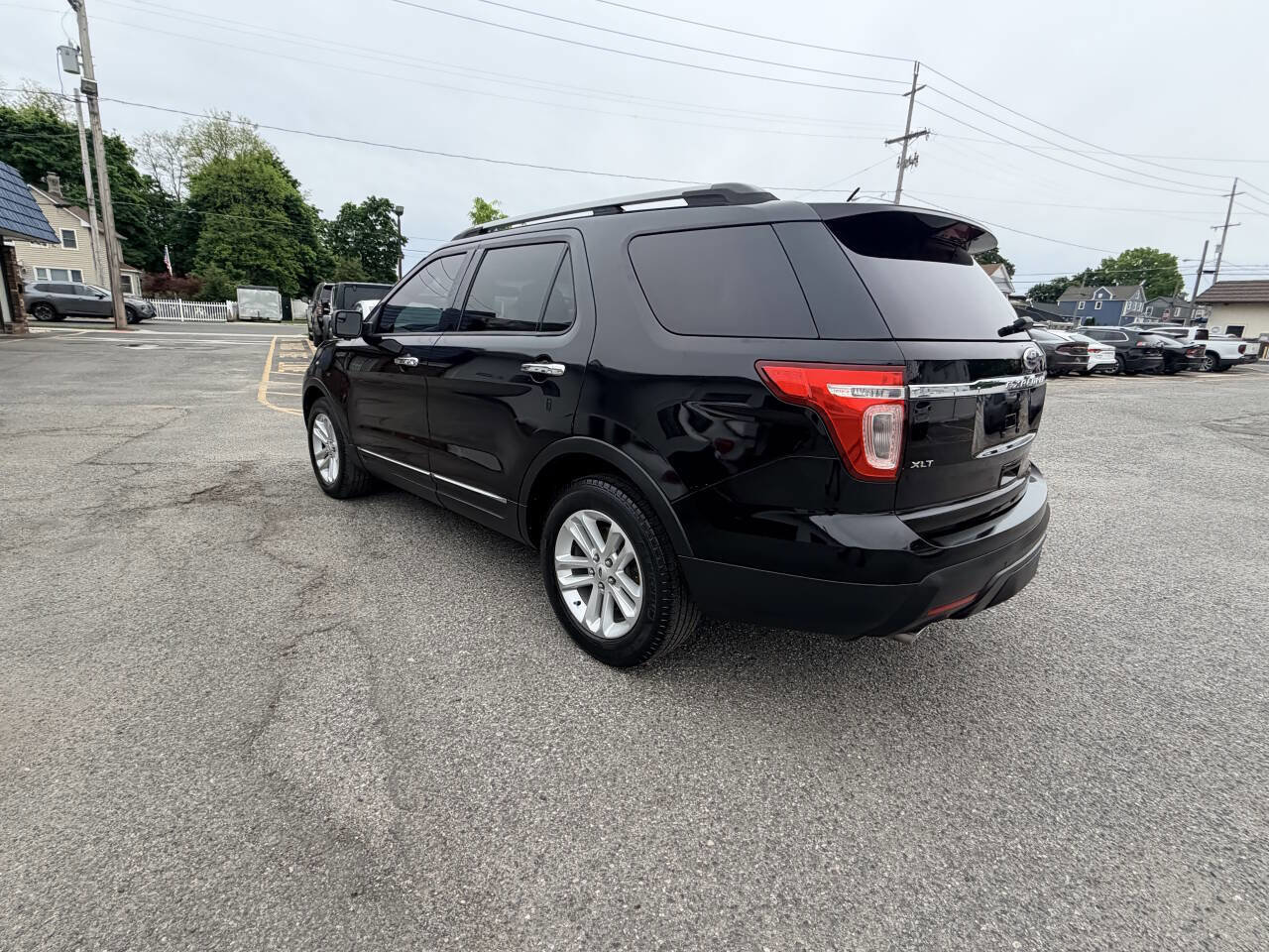 Used 2012 Ford Explorer XLT w/ Class III Trailer Tow Pkg FWD image 26