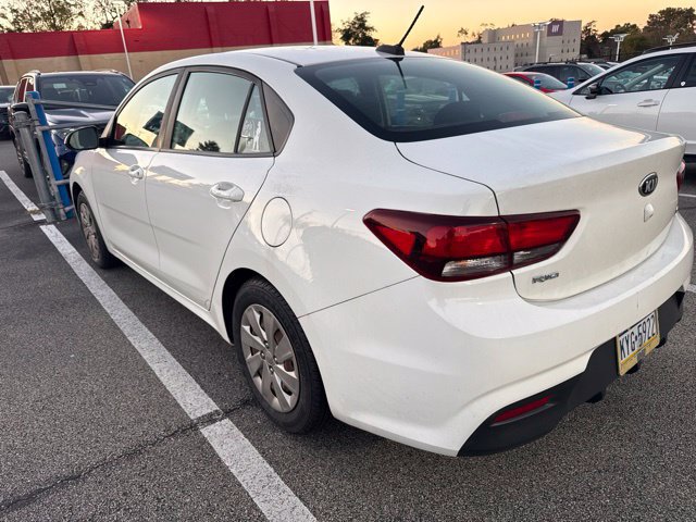 Used 2018 Kia Rio Sedan FWD image 3