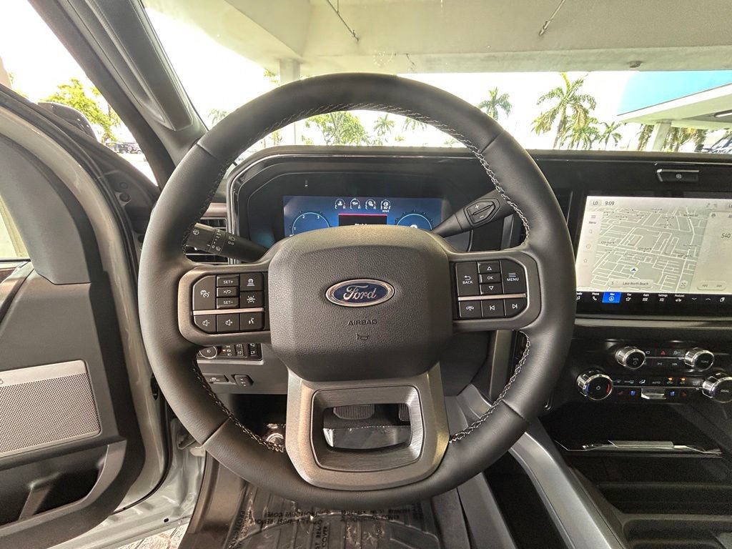 New 2026 Ford F250 Lariat w/ Black Appearance Package AWD/4WD image 15