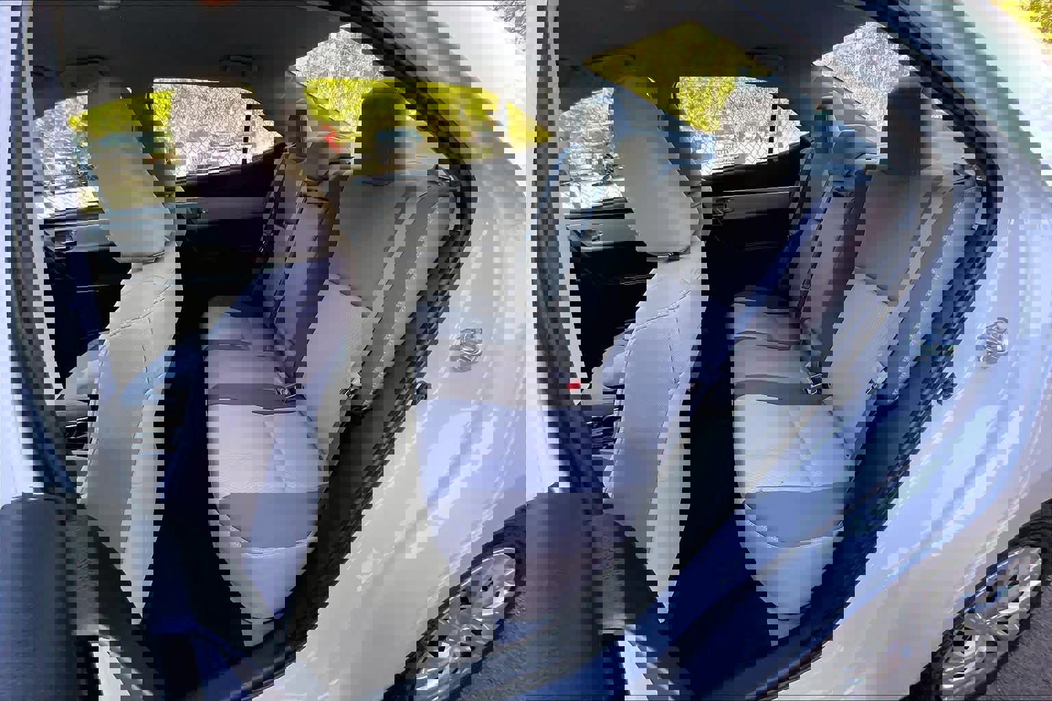 Certified 2019 Toyota Corolla LE FWD image 20