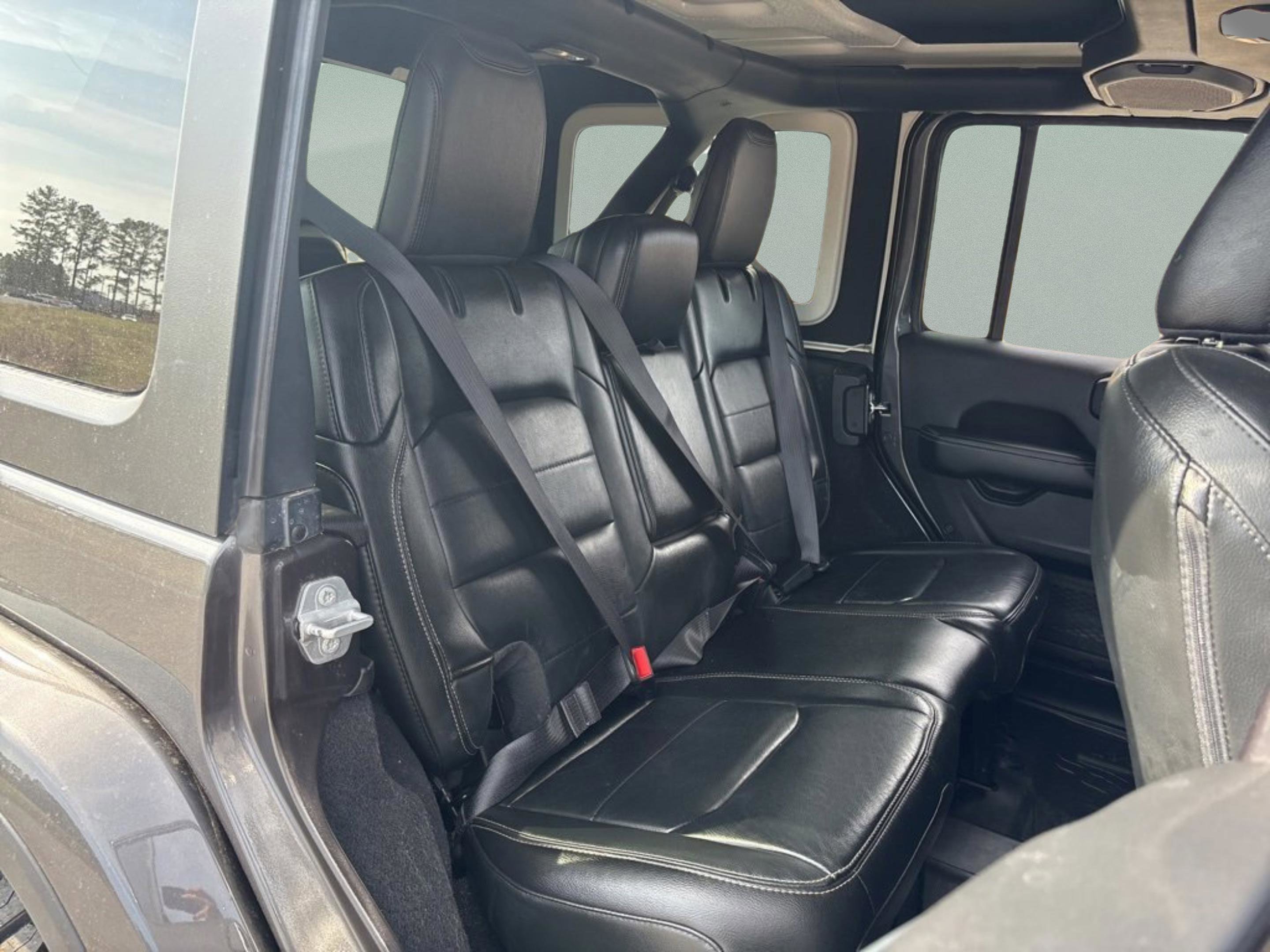 Used 2022 Jeep Wrangler Unlimited Sahara w/ LED Lighting Group image 25