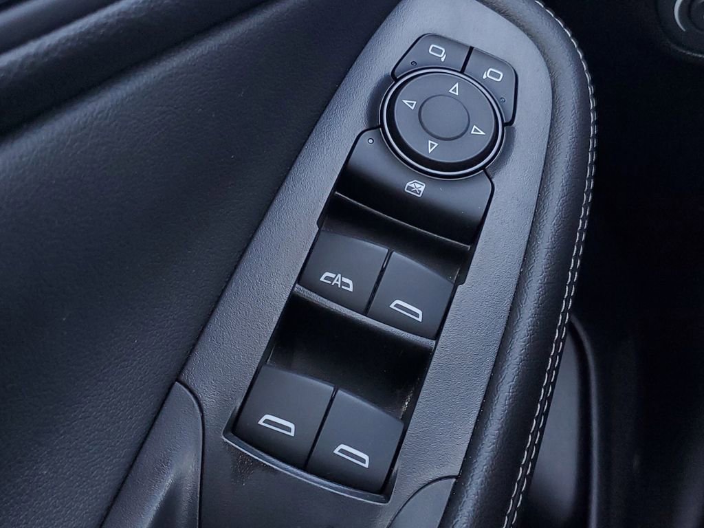 Used 2025 Buick Encore GX Preferred image 19