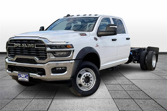 New 2026 RAM 5500 Tradesman w/ Chrome Appearance Group image 2