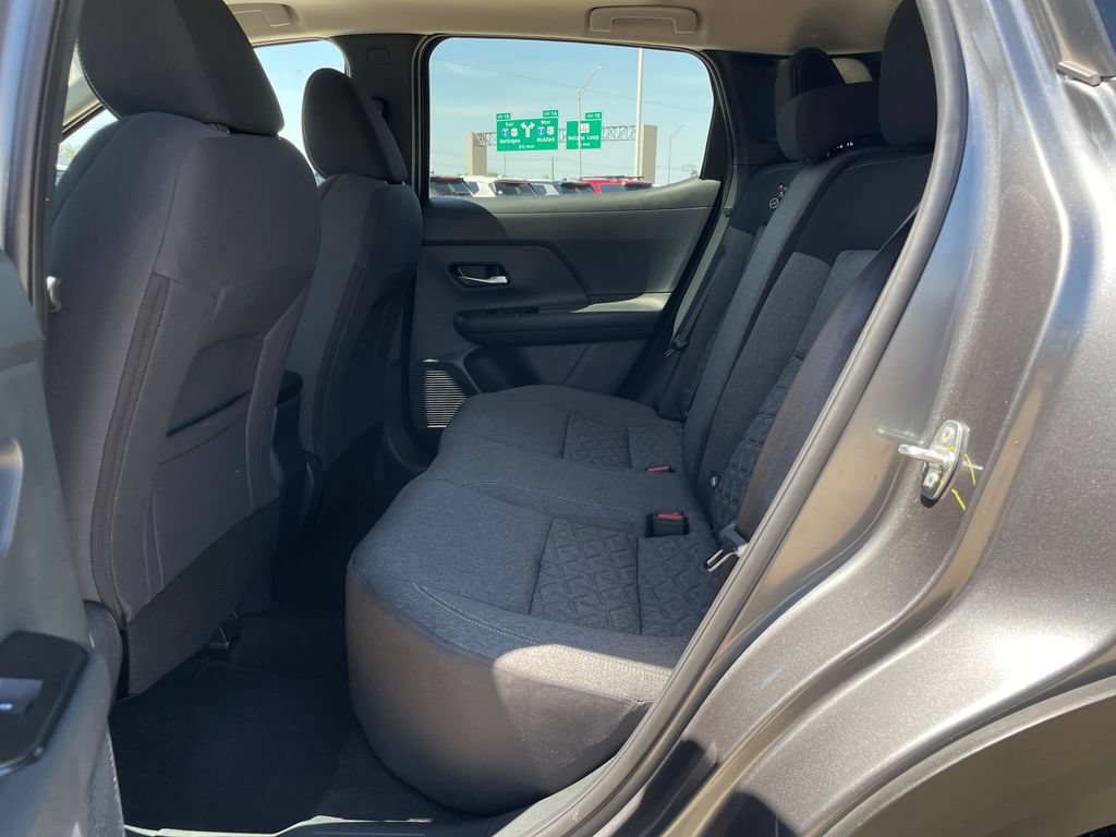 Certified 2025 Nissan Kicks SV w/ SV Premium Package FWD image 25