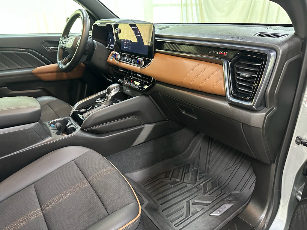 Certified 2024 GMC Canyon AT4 w/ Technology Package image 27