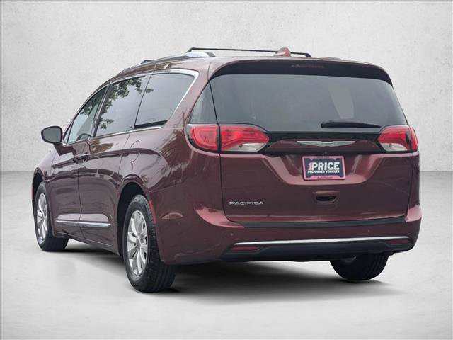 Used 2018 Chrysler Pacifica Touring-L w/ Advanced Safetytec Group FWD image 8