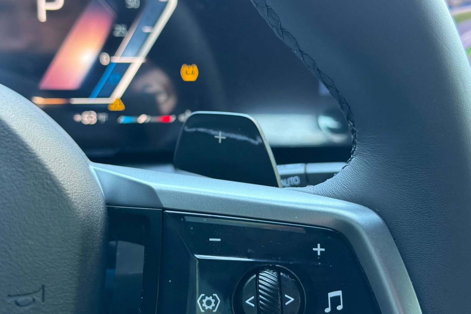 Used 2025 BMW X3 xDrive30i w/ M Sport Package image 32