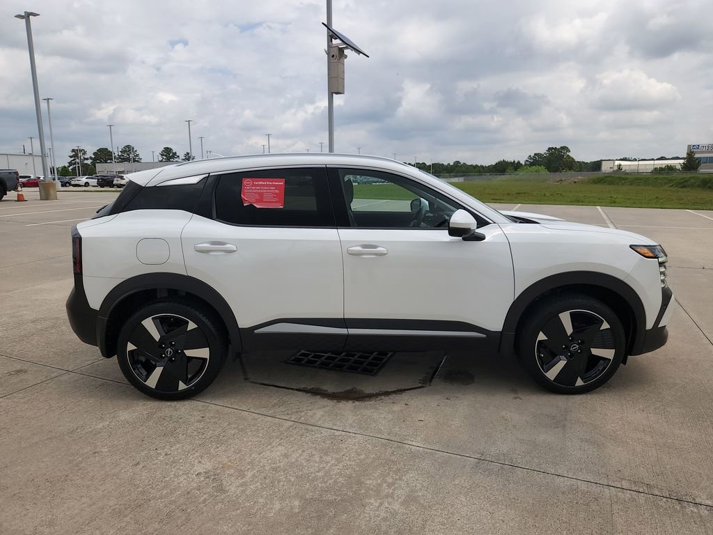 Certified 2025 Nissan Kicks SR image 4