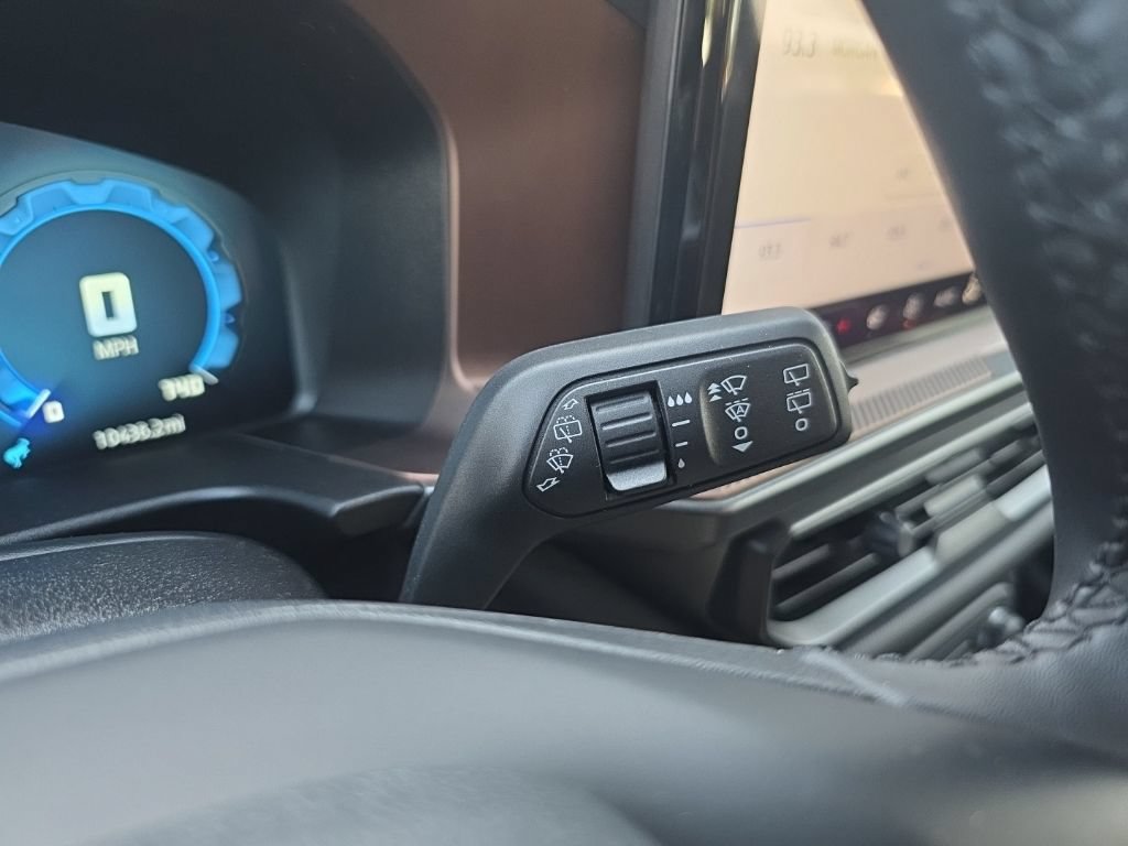 Used 2025 Ford Bronco Sport Outer Banks AWD/4WD image 17