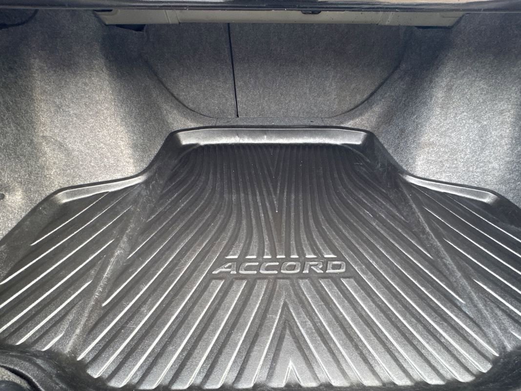 Used 2019 Honda Accord Sport image 12