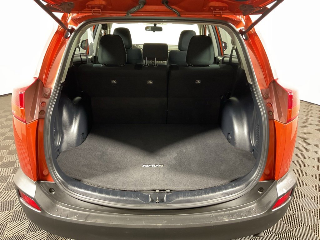 Used 2015 Toyota RAV4 XLE image 12