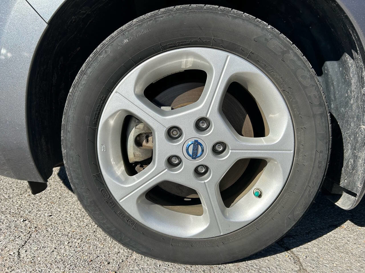 Used 2014 Nissan Leaf SV w/ LED & Quick Charge Package image 16