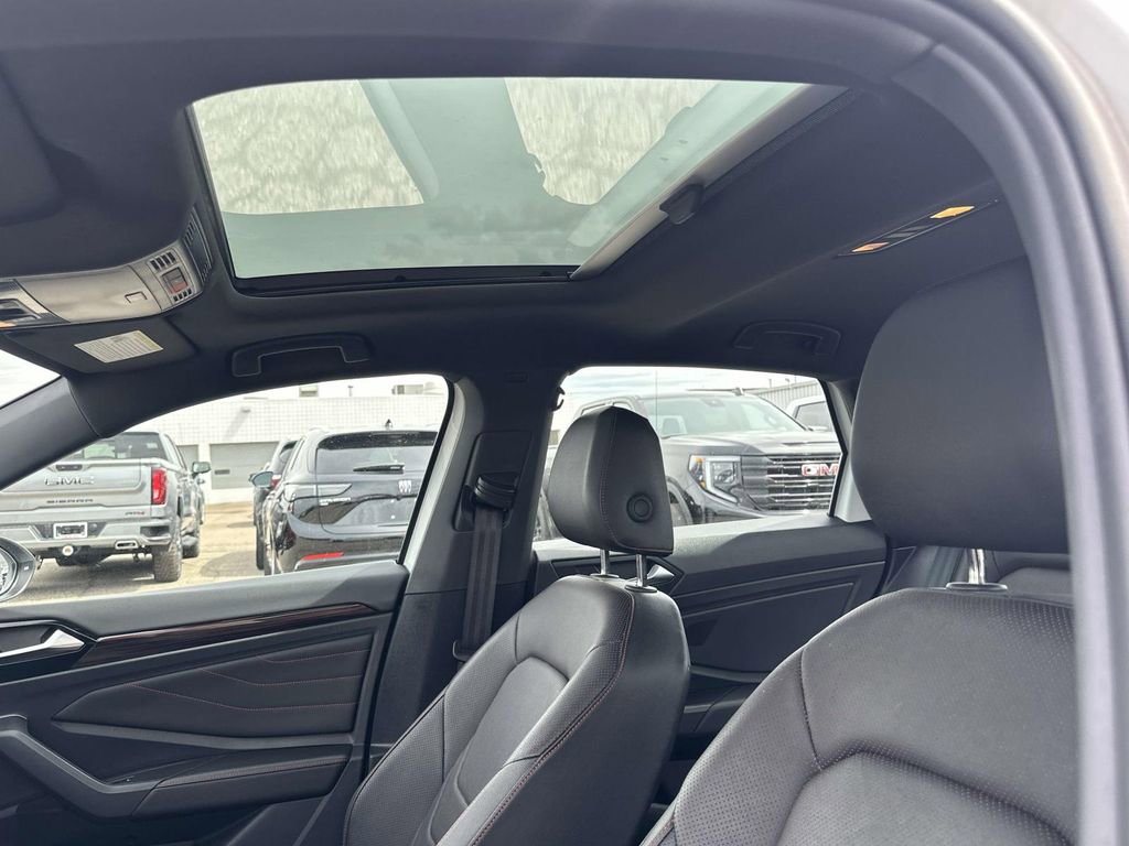 Certified 2024 Volkswagen Jetta GLI Autobahn w/ GLI Black Package image 20