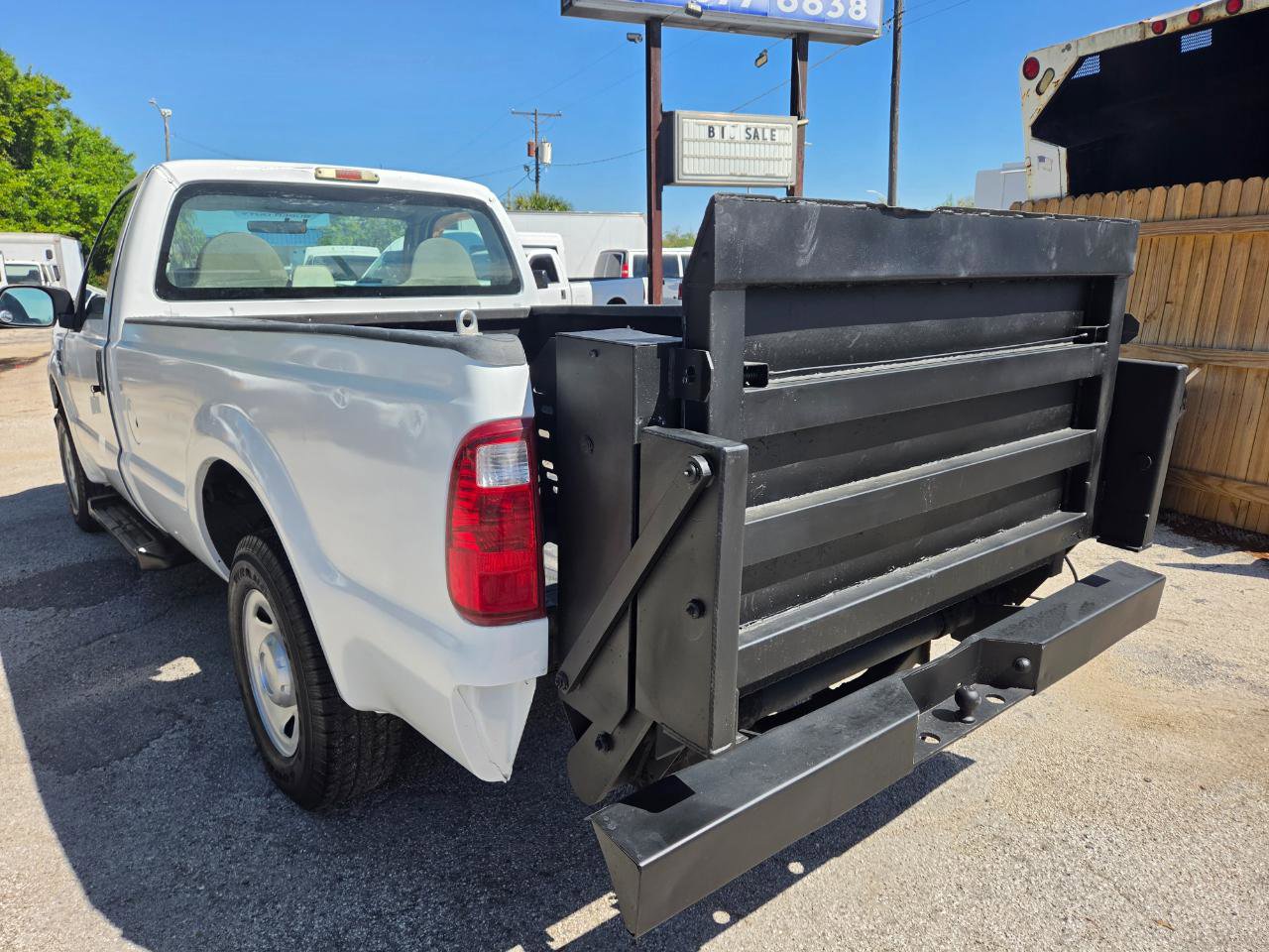 Used 2008 Ford F250 XL RWD image 8