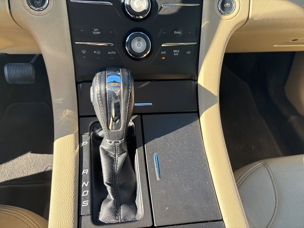 Used 2016 Ford Taurus SEL w/ Equipment Group 201A image 24