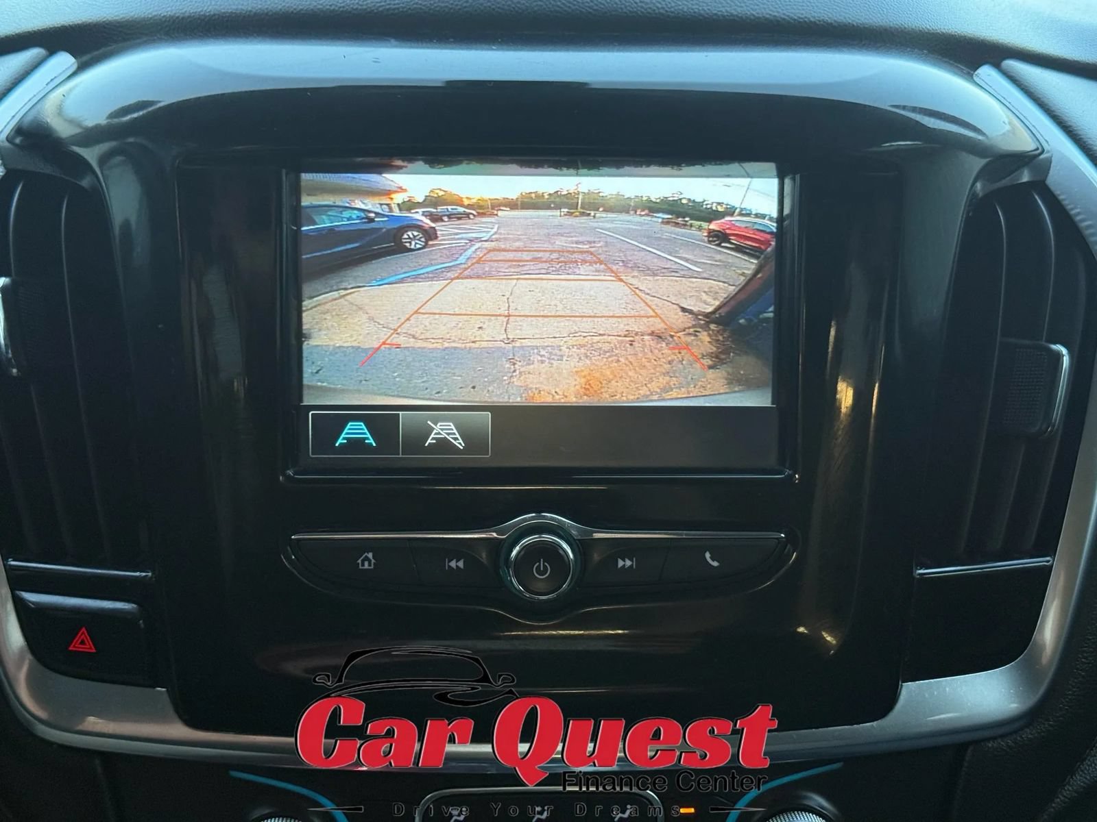 Used 2019 Chevrolet Traverse LS FWD image 28