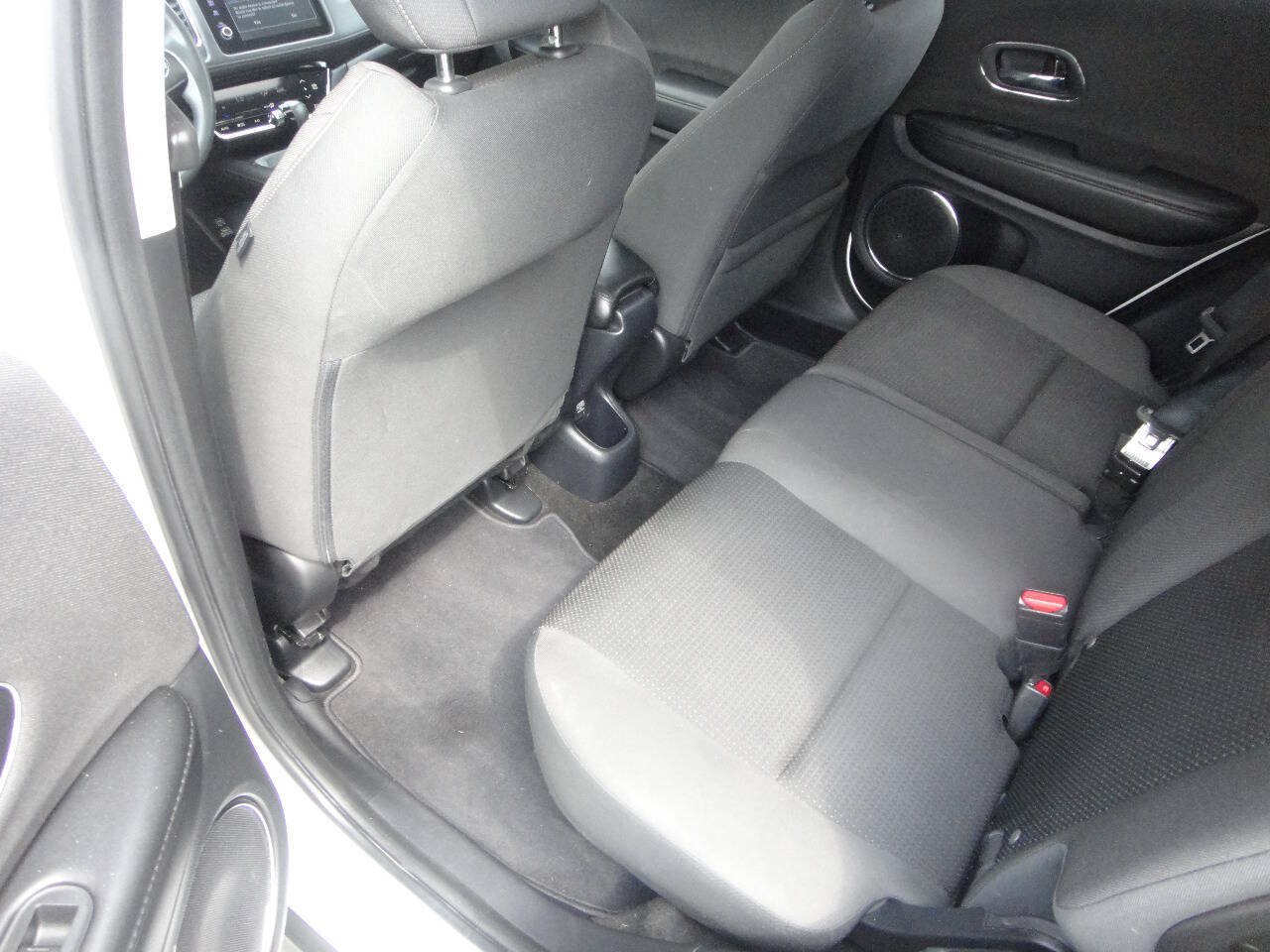 Used 2019 Honda HR-V EX image 11