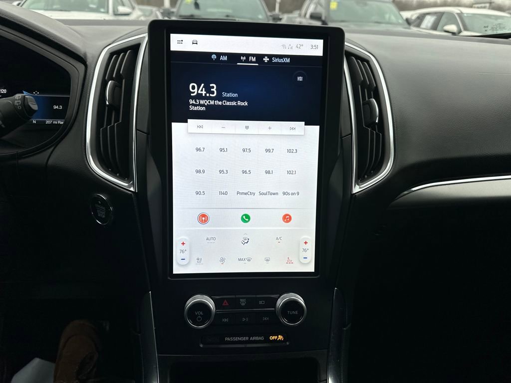 Used 2023 Ford Edge Titanium image 18