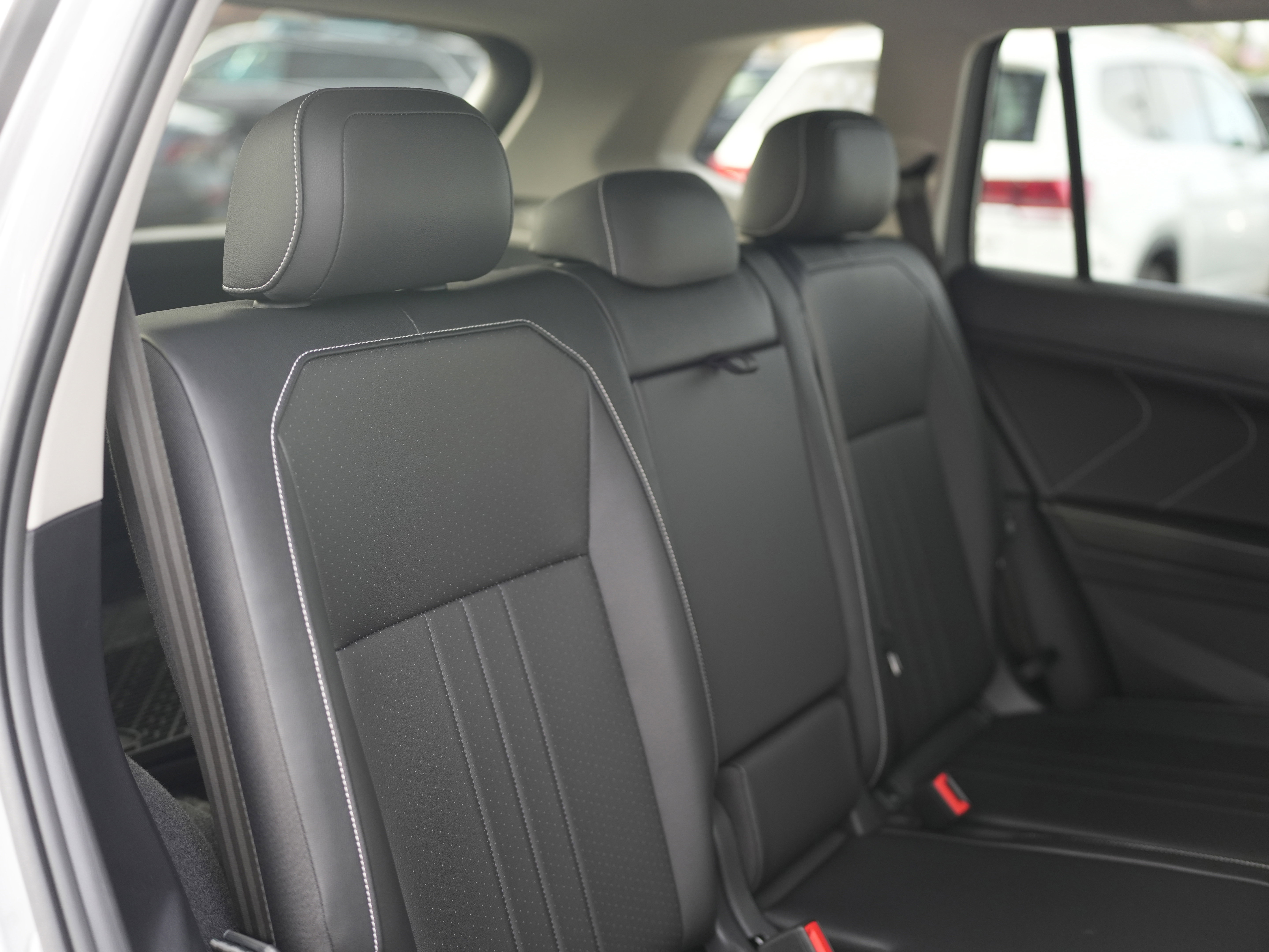 Certified 2023 Volkswagen Tiguan SE image 24
