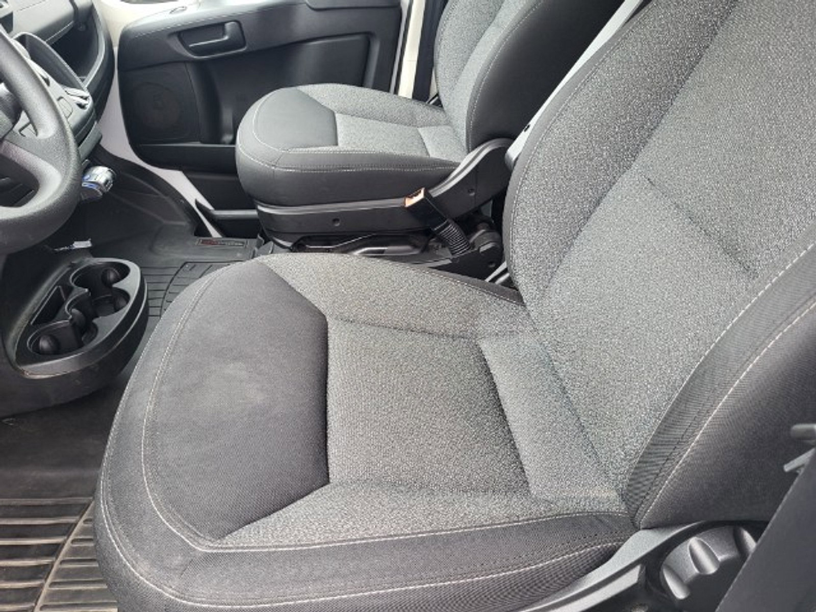 Used 2015 RAM ProMaster 3500 w/ Cargo Convenience Group image 5