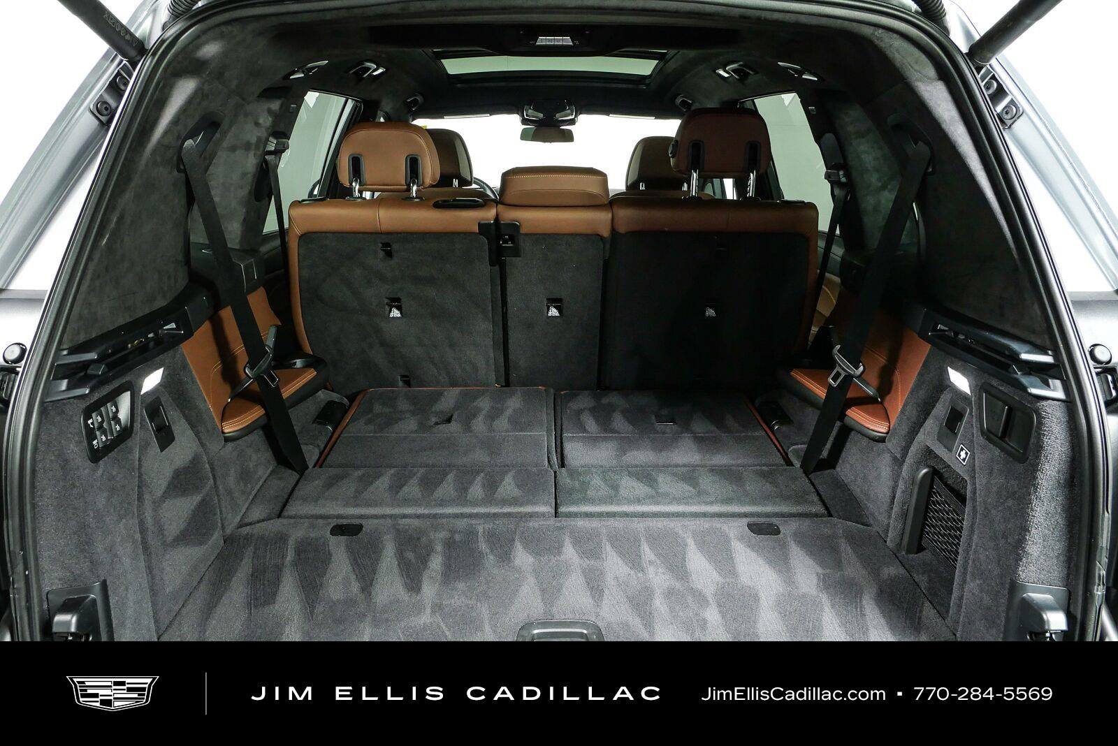 Used 2024 BMW X7 xDrive40i w/ M Sport Package AWD/4WD image 35