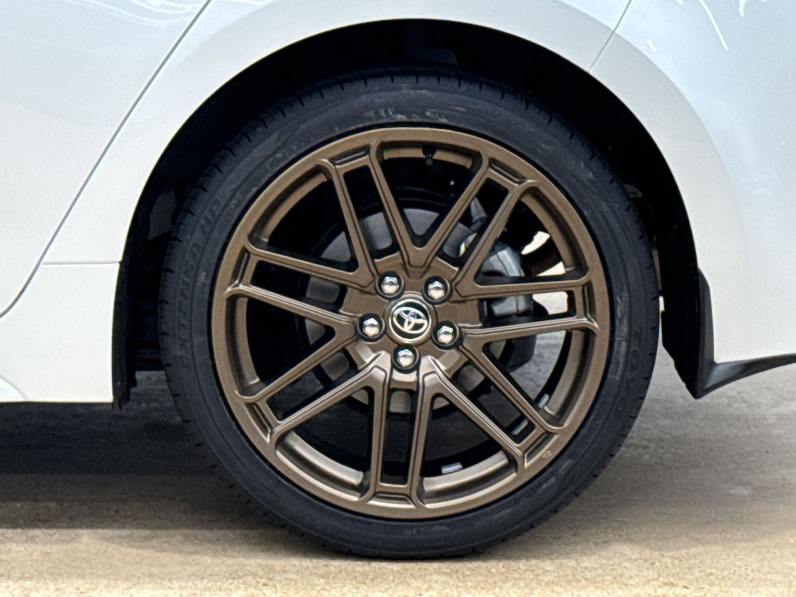 Used 2024 Toyota Corolla SE w/ SE Package FWD image 13