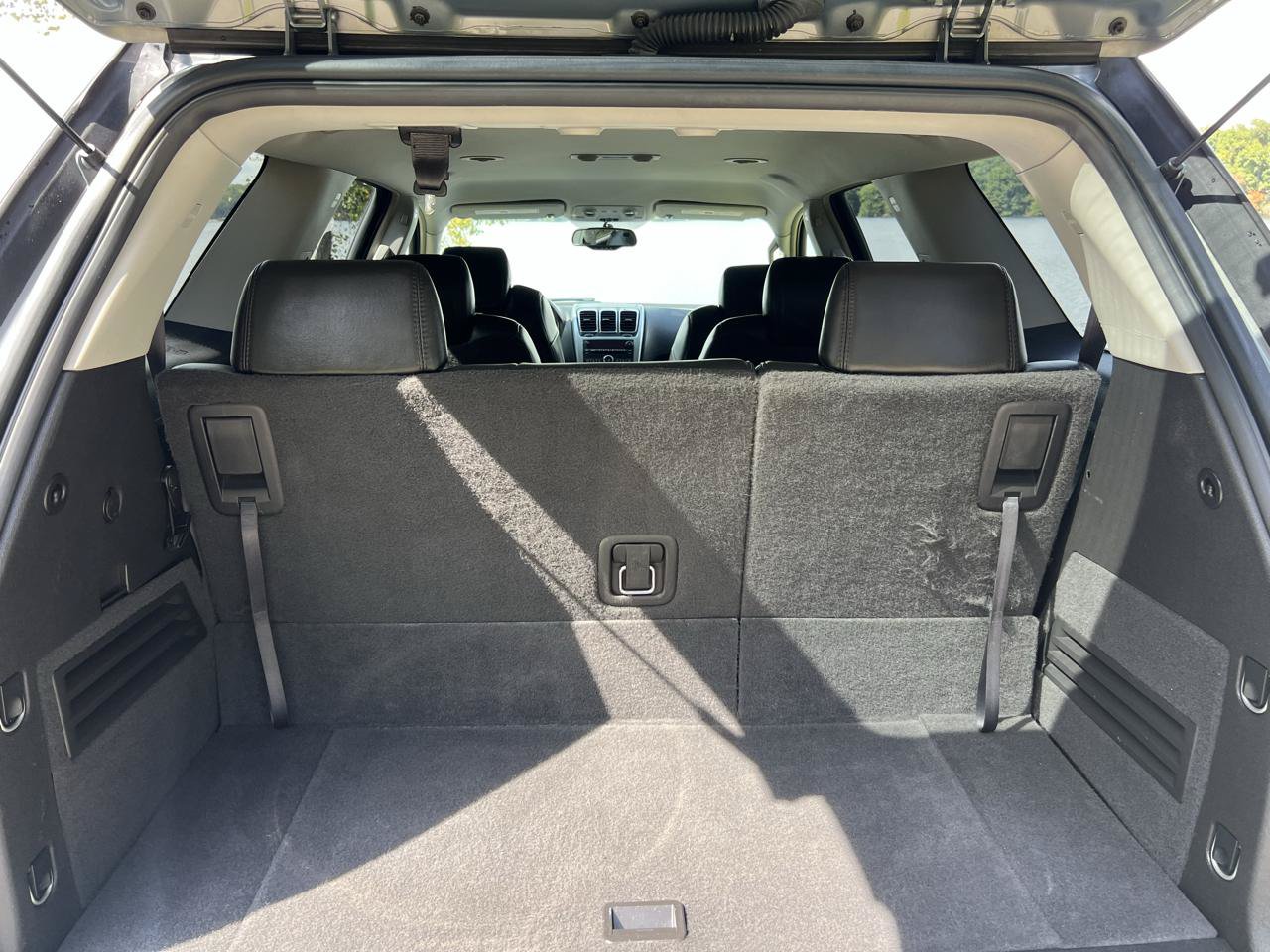 Used 2008 GMC Acadia SLT w/ Convenience Package FWD image 31