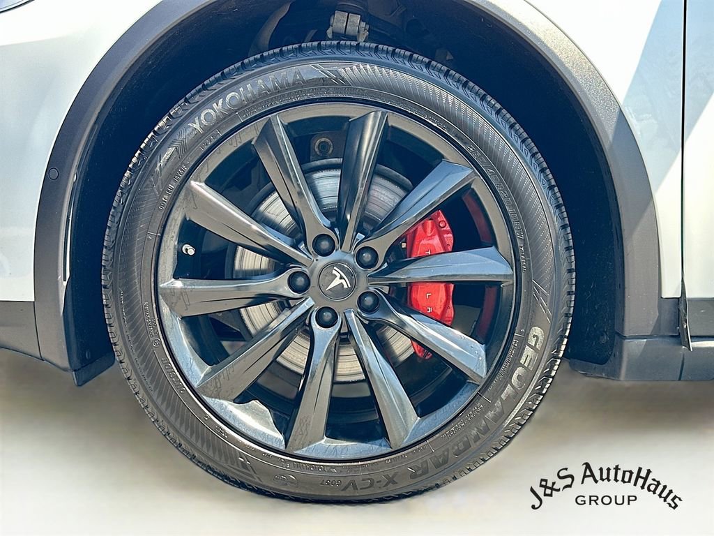 Used 2019 Tesla Model X Long Range image 38