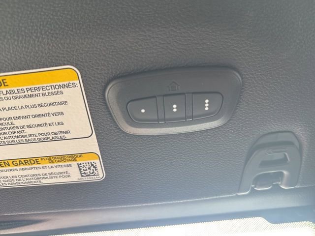 Used 2025 Jeep Wrangler Unlimited Sahara AWD/4WD image 28
