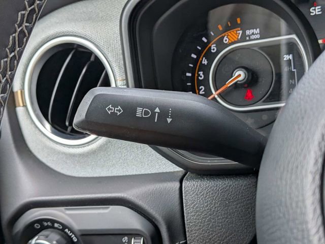 Used 2025 Jeep Wrangler Unlimited Sahara AWD/4WD image 29