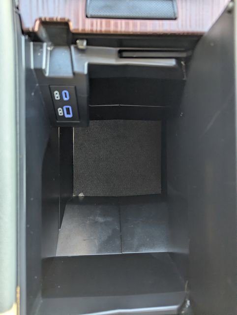 Used 2021 Toyota Sienna XLE w/ XLE Plus Package image 29