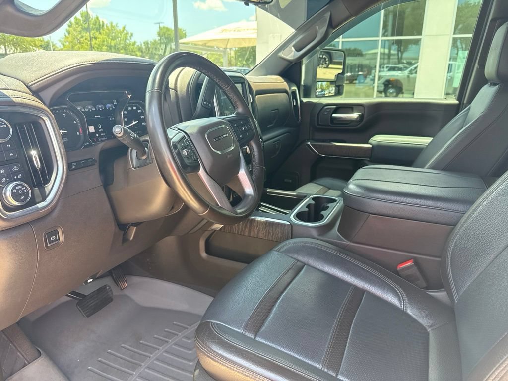Used 2023 GMC Sierra 3500 Denali w/ Denali Ultimate Package AWD/4WD image 12