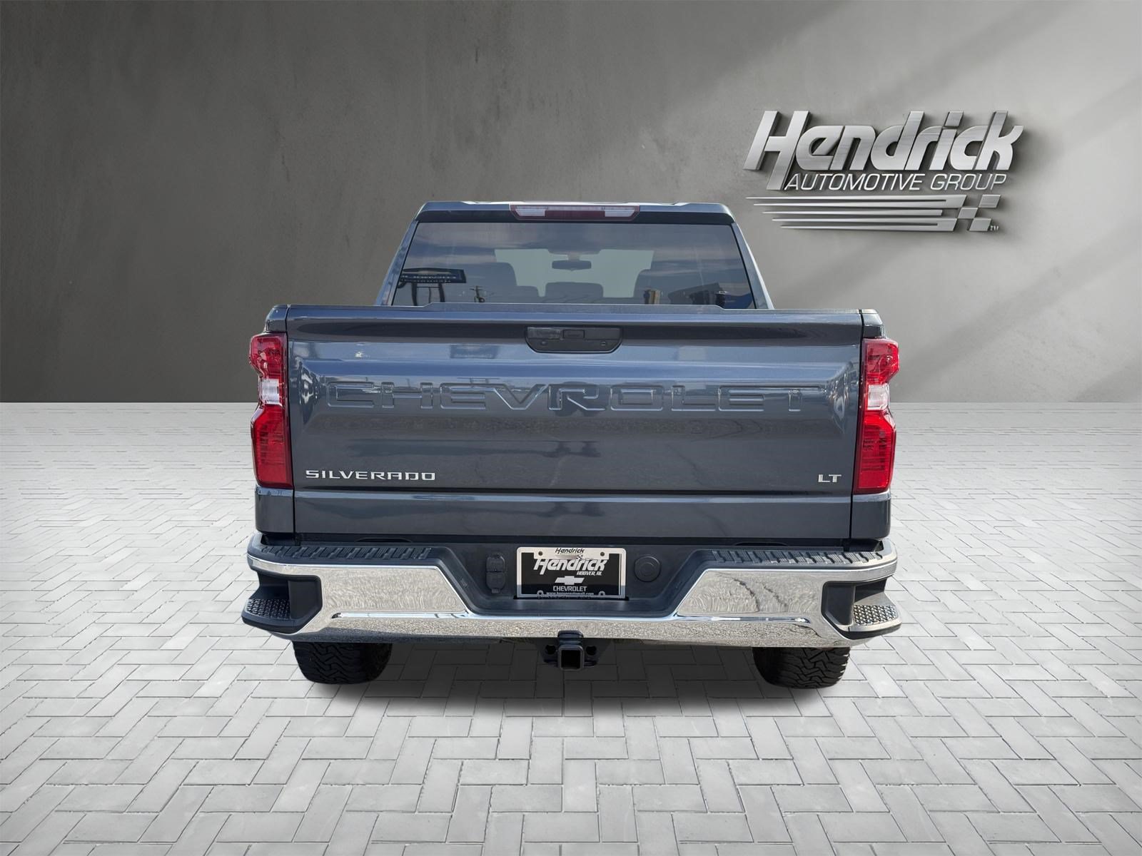 Used 2022 Chevrolet Silverado 1500 LT AWD/4WD image 9