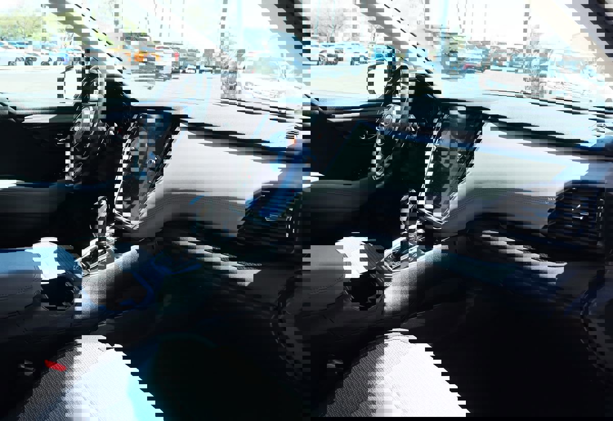 Used 2022 Subaru Outback Premium image 36