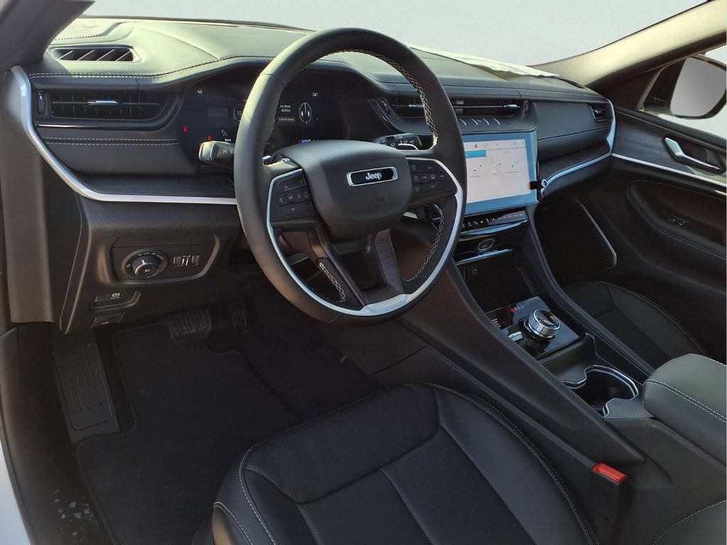 New 2026 Jeep Grand Cherokee Limited AWD/4WD image 5