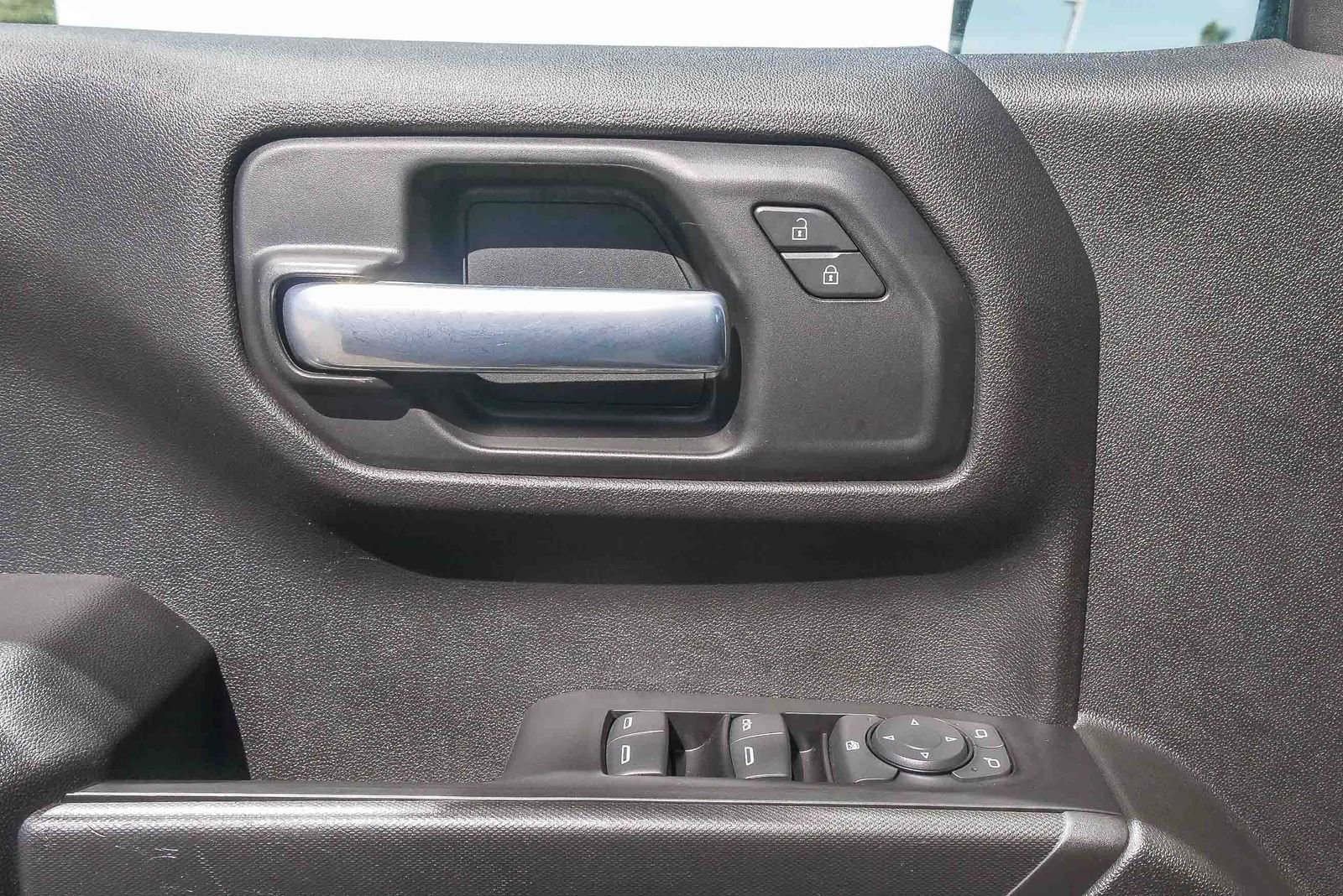 Used 2020 Chevrolet Silverado 1500 Custom Trail Boss image 19