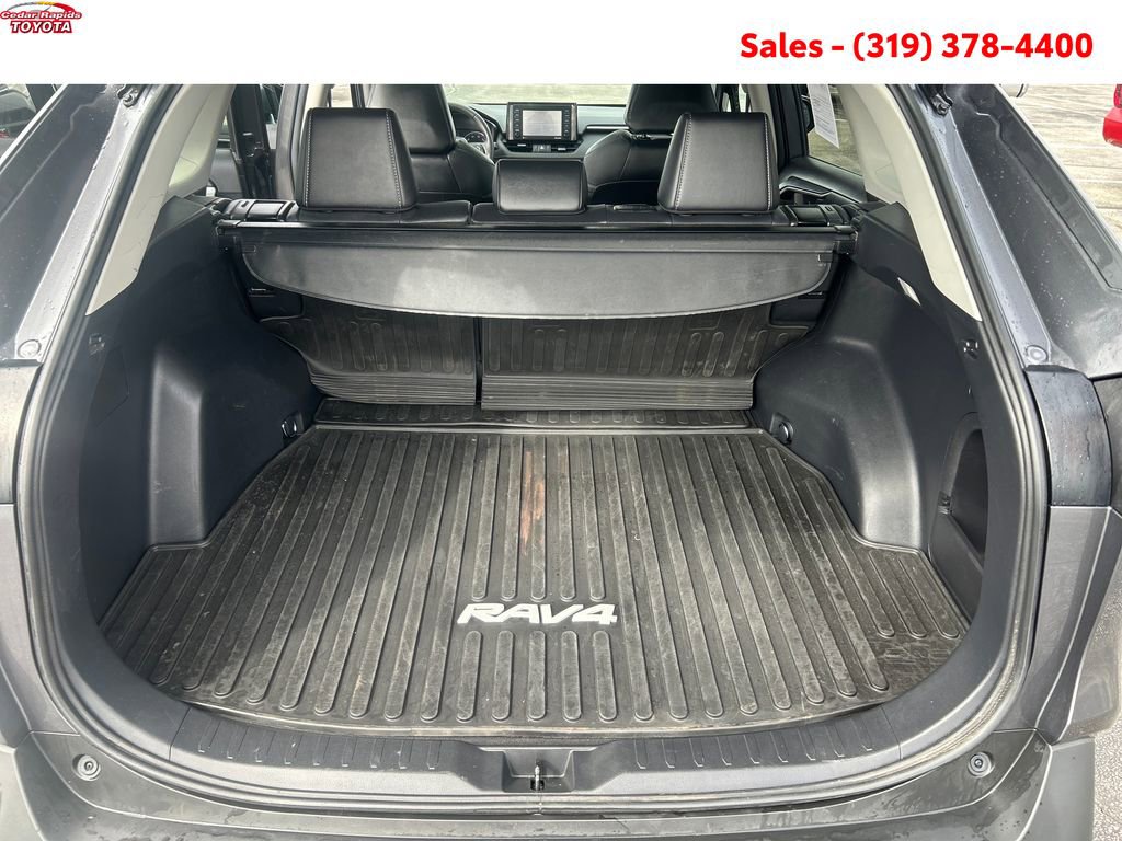 Certified 2022 Toyota RAV4 XLE Premium image 22
