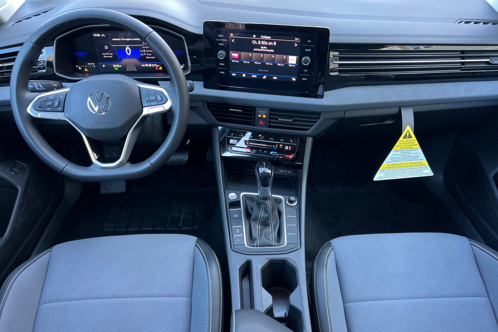 Certified 2025 Volkswagen Jetta SE image 13