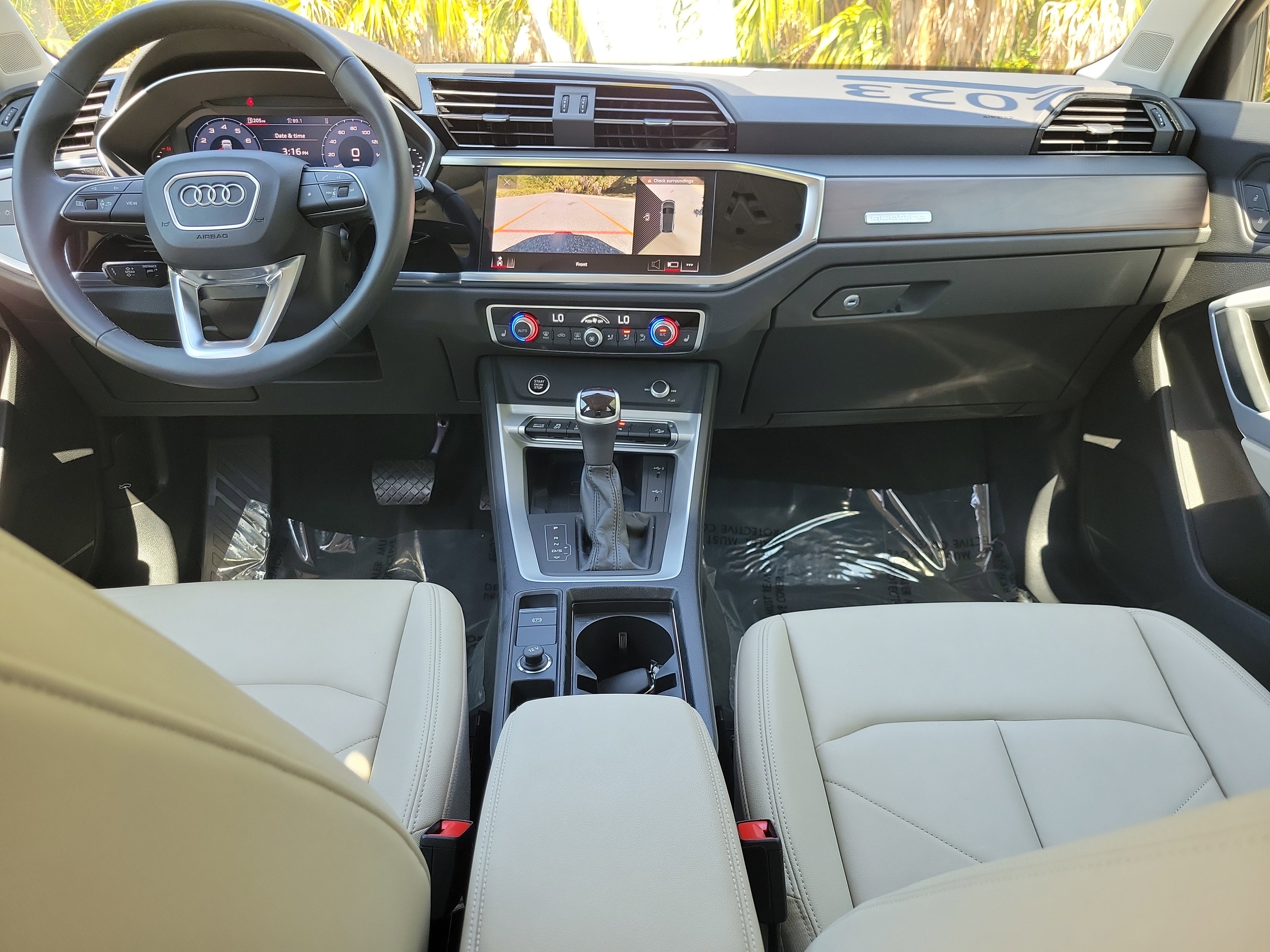 Certified 2023 Audi Q3 2.0T Premium Plus w/ Premium Plus Package image 14