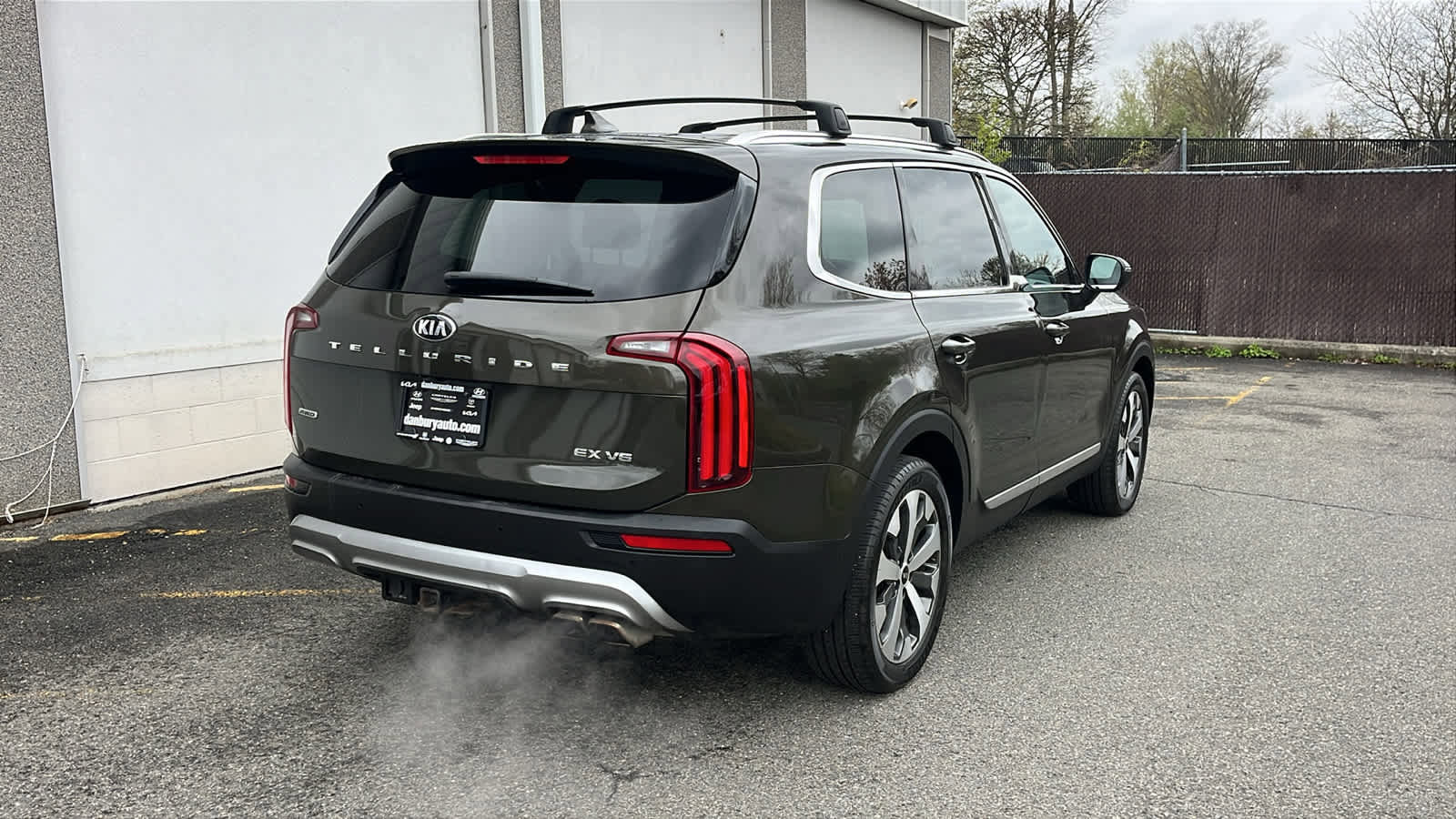 Used 2021 Kia Telluride EX w/ EX Premium Package AWD/4WD image 4