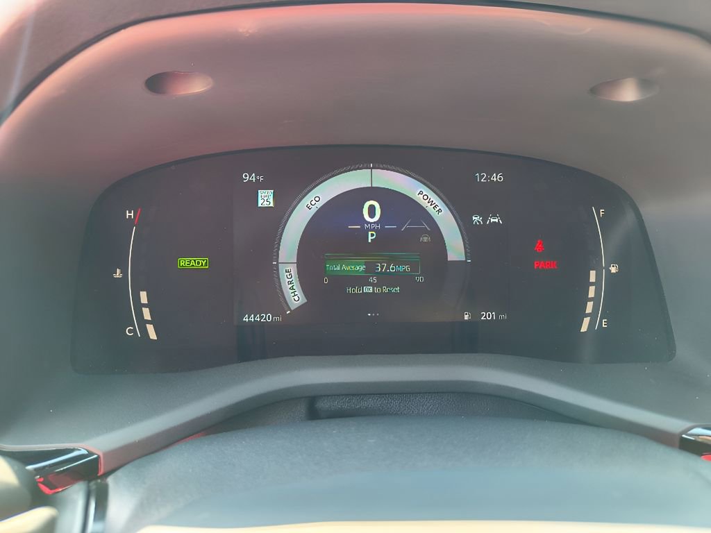 Used 2025 Toyota Camry SE image 21