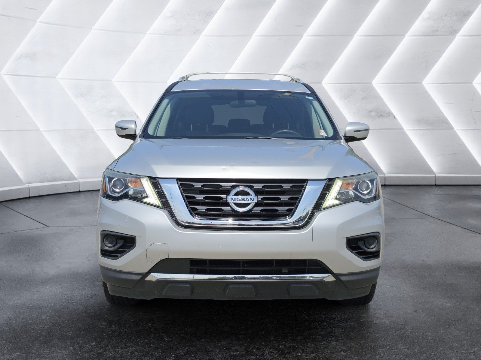 Used 2018 Nissan Pathfinder S FWD image 7