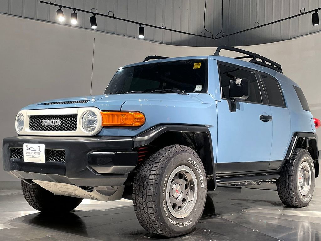 Used 2014 Toyota FJ Cruiser Base w/ Trail Teams Ultimate Edition image 19