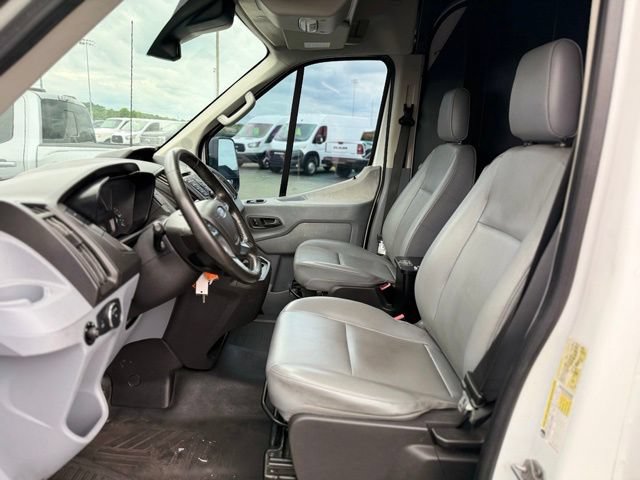 Used 2019 Ford Transit 350 148 Medium Roof RWD image 4