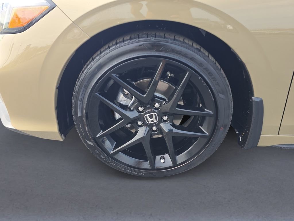 Used 2025 Honda Civic Sport image 9